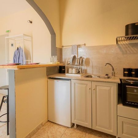 Issos Studios Agios Georgios  Esterno foto