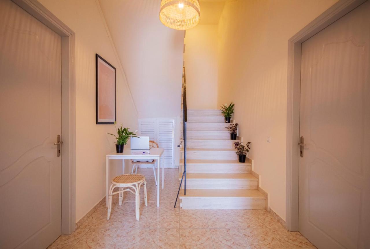 Issos Studios Agios Georgios  Esterno foto